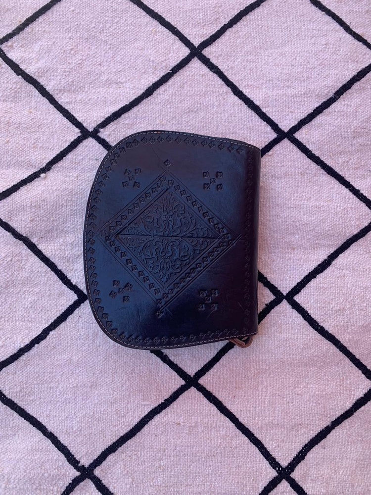 Black Leather Crossbody Handbag with Diamond Shape